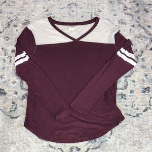 PINK Victoria’s Secret Long Sleeve V Neck Top Small Burgundy